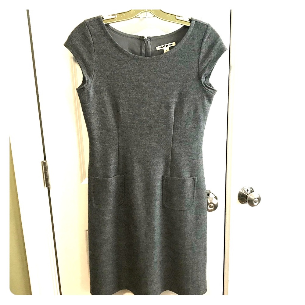 Charcoal Wool Short Sleeve Dress w Front Pockets